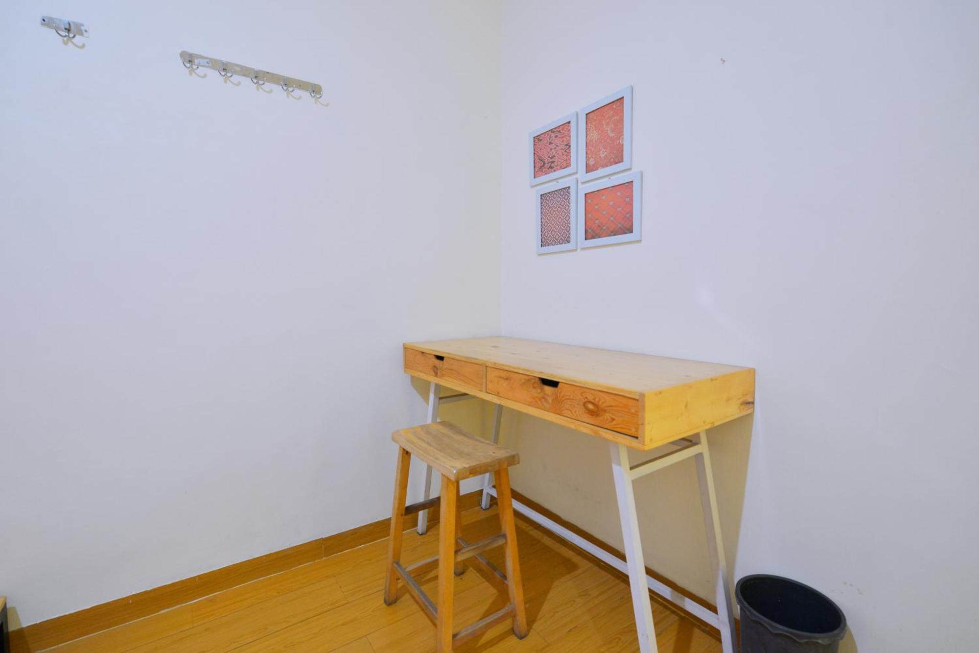 Bunk Bed And Breakfast Yogyakarta Exterior photo
