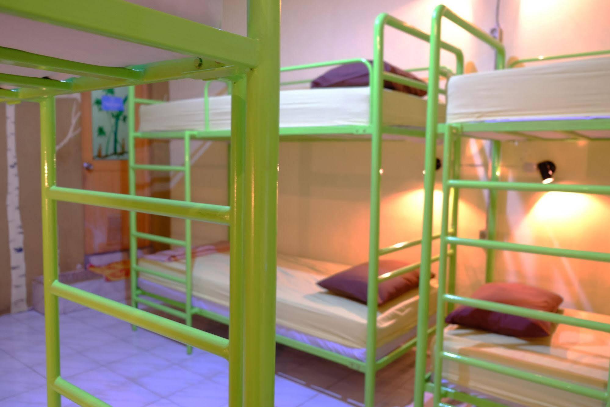 Bunk Bed And Breakfast Yogyakarta Exterior photo